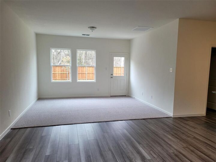 Property Photo: 816 Juniper Street TX 75409