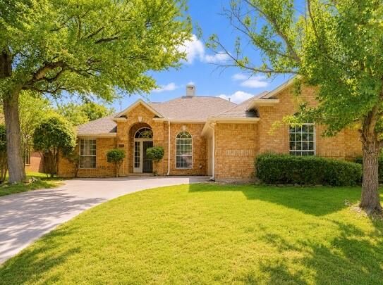 Property Photo:  2606 Brittany Drive  TX 75088 