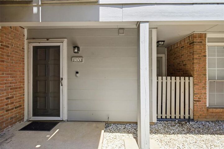 Property Photo:  3206 S Fielder Road 100  TX 76015 