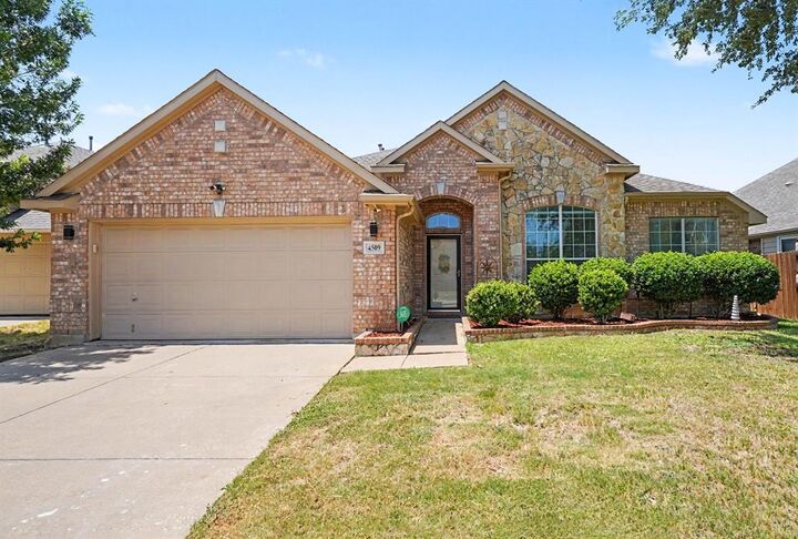 Property Photo:  4509 Mallow Oak Drive  TX 76123 