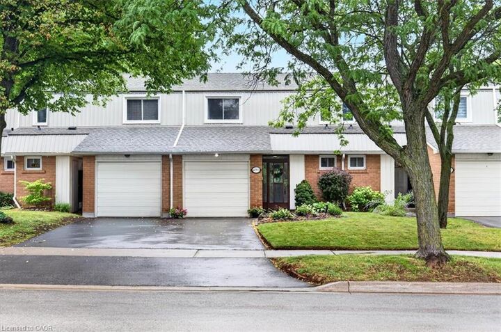 Property Photo: 479 Woodview Road 3 ON L7N 2Z9