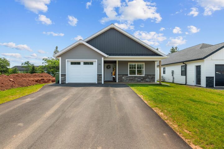 36 Emily Drive — photo 1