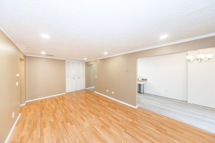Property Photo:  30 Shrewsbury Greens Drive G  MA 01545 