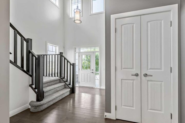 Property Photo: 41 Westridge Road AB T1S 0K9