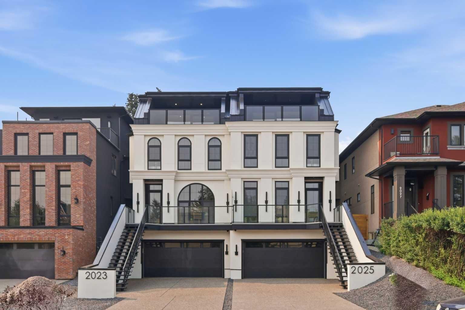 Property Photo: 2023 27 Avenue SW AB T2T 1H6