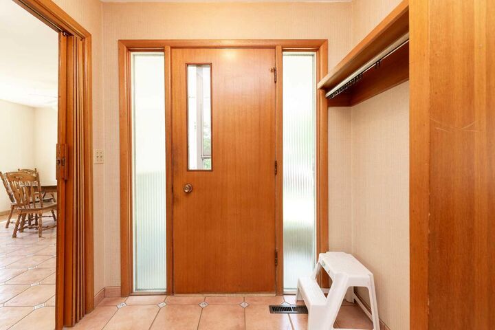 Property Photo: 2211 17 Street AB T1M 1E3