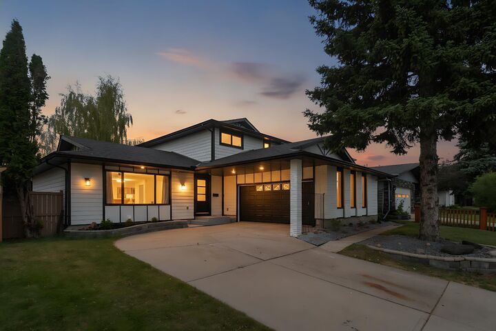 Property Photo: 816 Lake Ontario Drive SE AB T2J 3J9