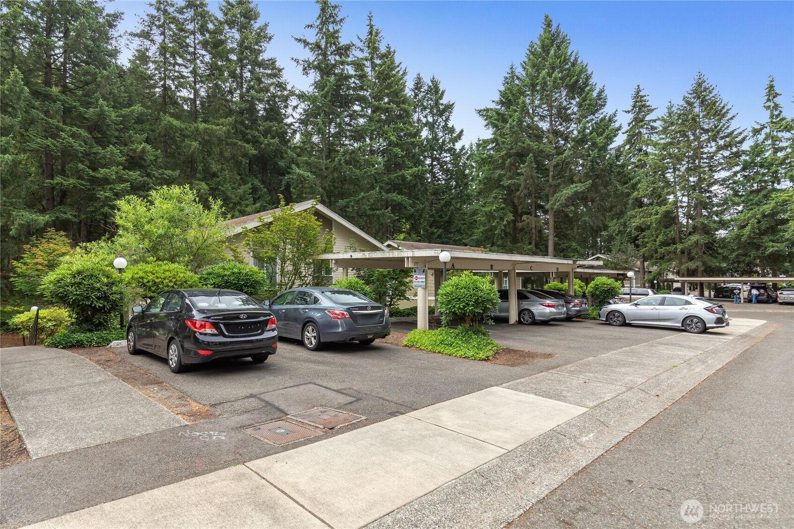 Property Photo: 177 S 340th Street WA 98003