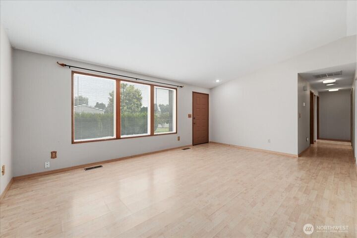 Property Photo:  403  Neptune Place  WA 98802 