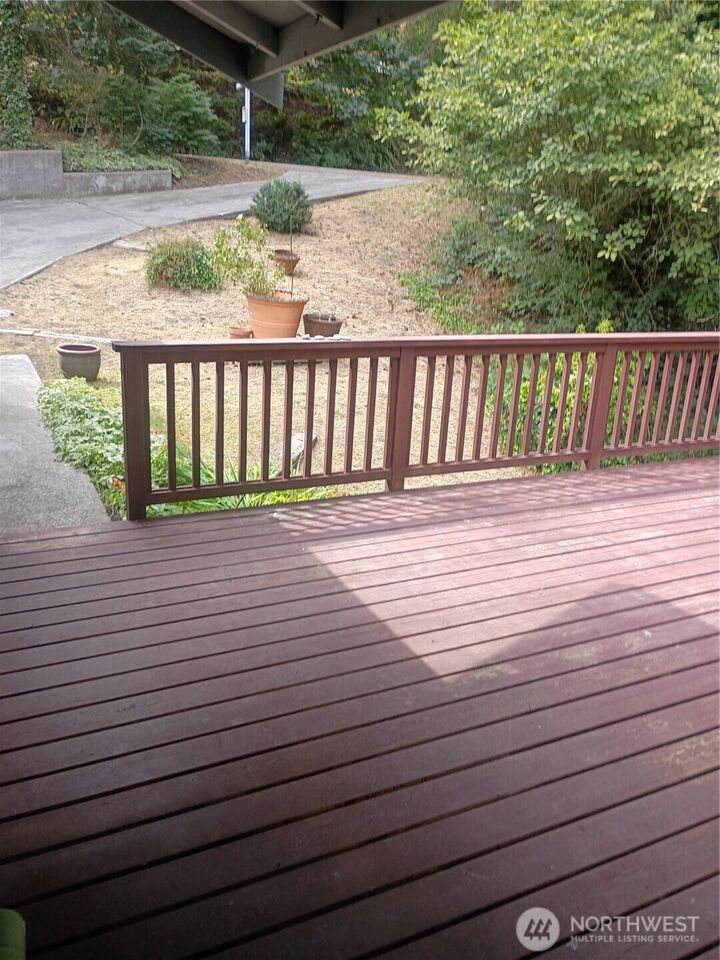 Property Photo:  7905  Decatur Avenue  WA 98236 