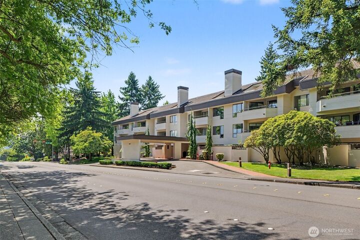 Property Photo: 401 100th Ave NE 314 WA 98004