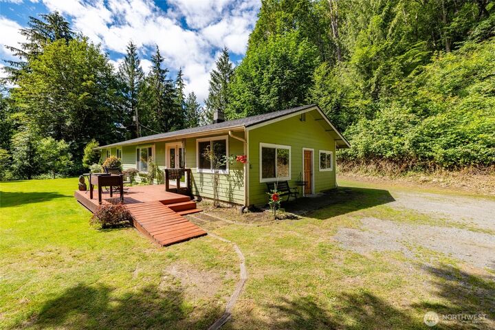 Property Photo:  1784  State Route 9  WA 98284 