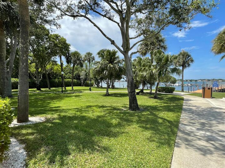 Property Photo: 825 Center Street 8A FL 33458