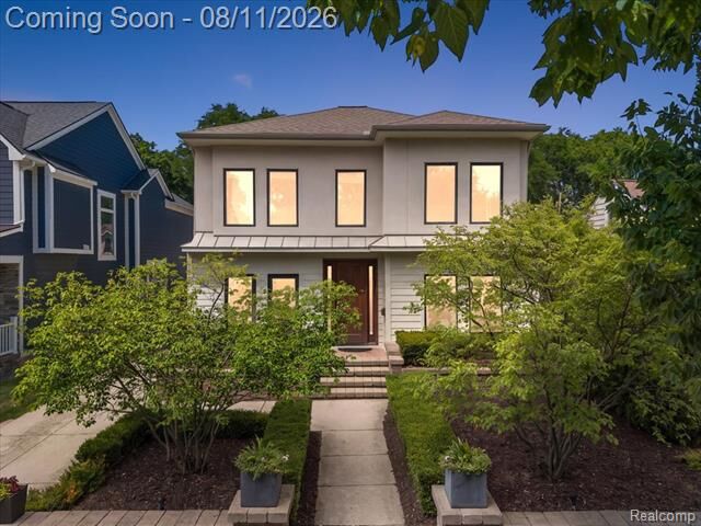 Property Photo: 559 Bennaville Avenue MI 48009