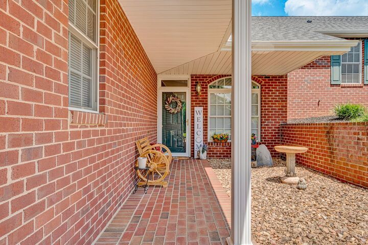 Property Photo:  2505 Feather Garden Cir  VA 24179 