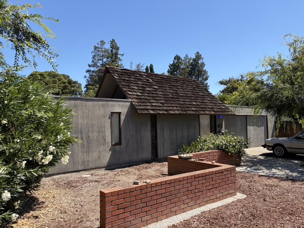 Property Photo:  821 Cumberland Drive  CA 94087 