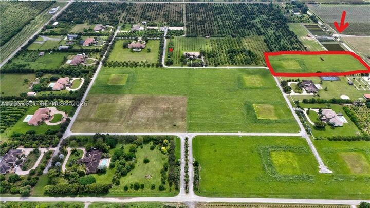 Property Photo:  31510 SW 215 Th Av  FL 33030 