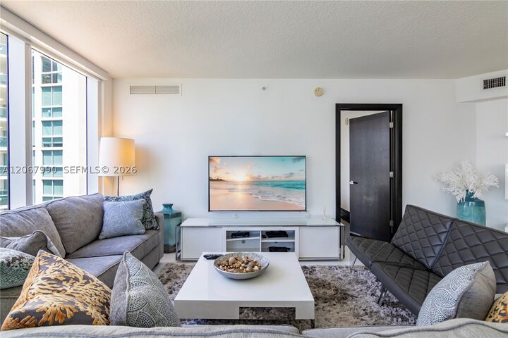 Property Photo: 150 Sunny Isles Blvd 1-1604 FL 33160