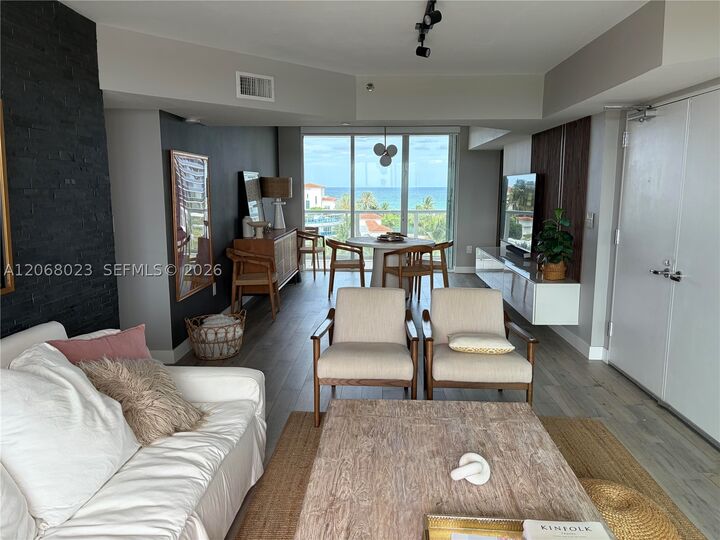 Property Photo:  5900 Collins Ave 702  FL 33140 