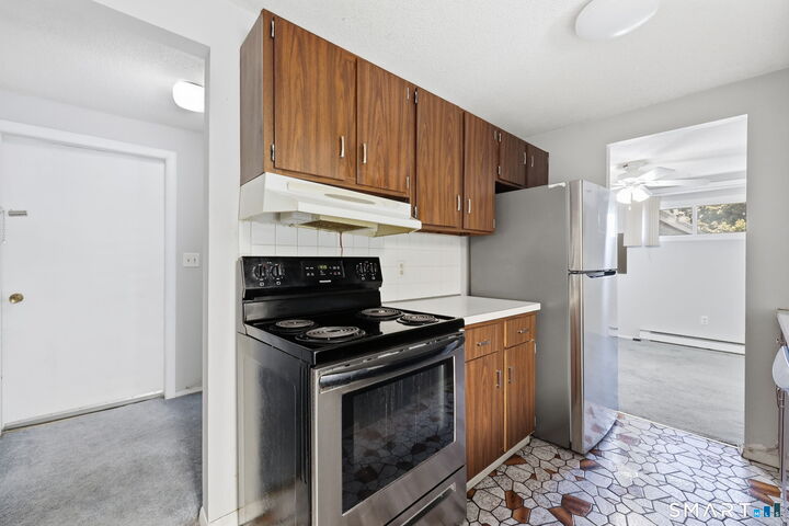Property Photo: 75 Cinnamon Springs 75 CT 06074