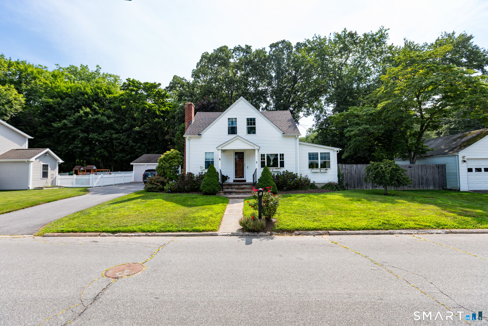Property Photo: 1 Middle Street CT 06385