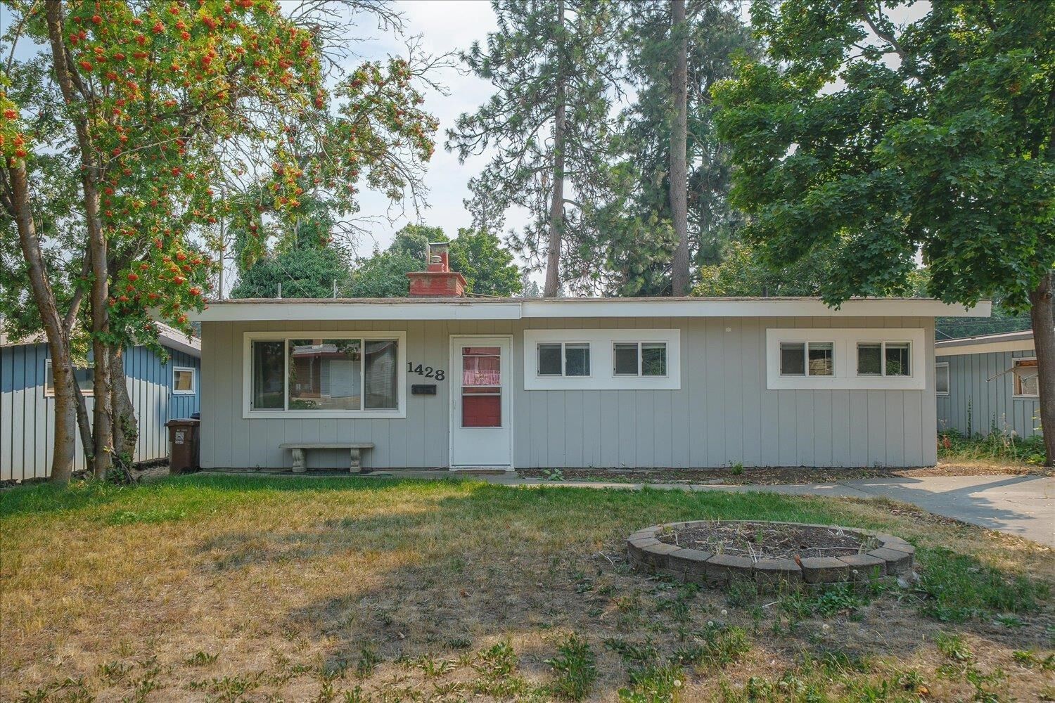 Property Photo:  1428 E 40th Ave  WA 99203 