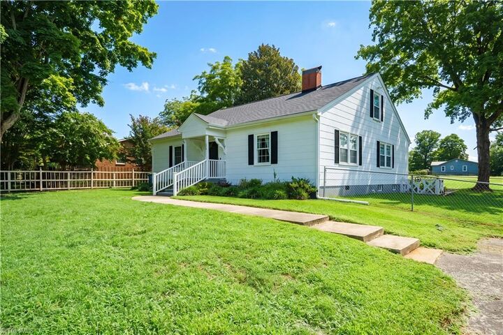 Property Photo:  108 Jefferson Street  NC 27055 