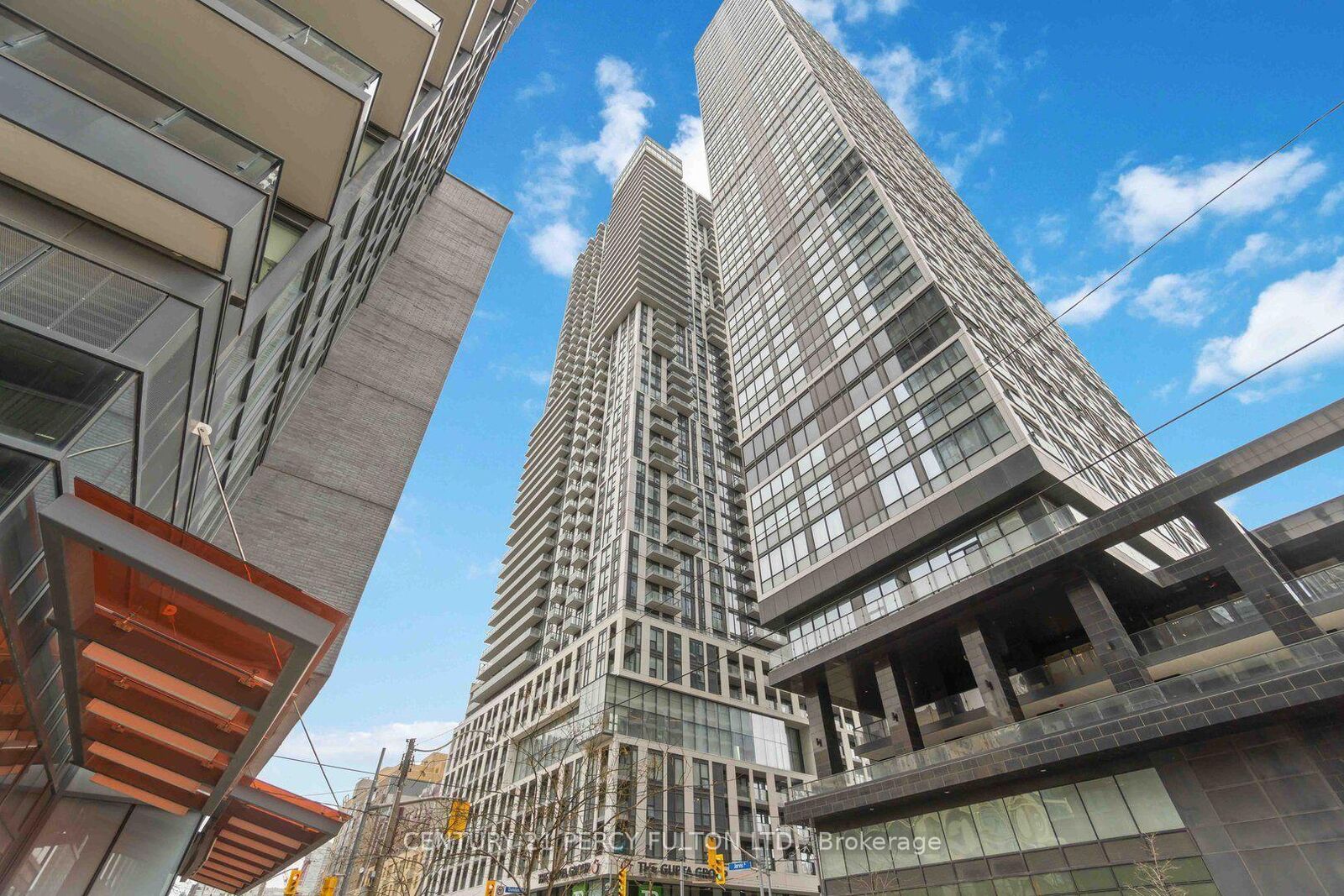 Property Photo: 251 Jarvis Street 839 ON M5B 0C3
