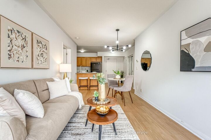 Property Photo: 60 Mendelssohn Street 203 ON M1L 0G9
