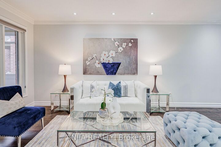 Property Photo: 7 Allayden Drive ON L1P 1L5