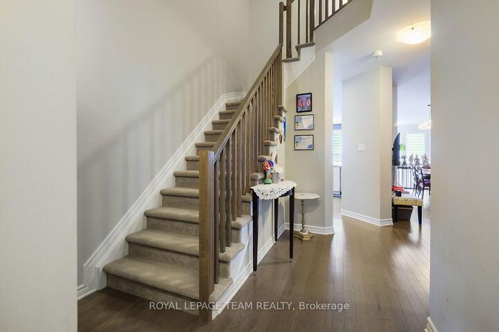 Property Photo: 253 Fergus Crescent ON K2J 3L7