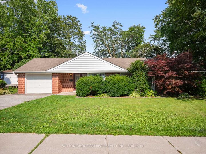 Property Photo: 261 Carol Avenue ON L3Y 4T2