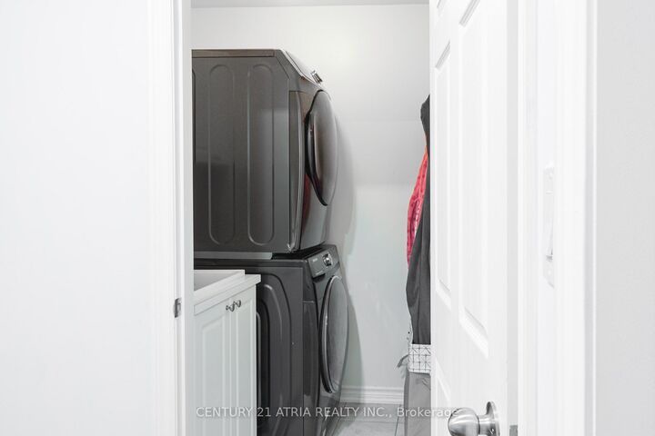 Property Photo: 134 Dundonnell Place ON L4H 4R8