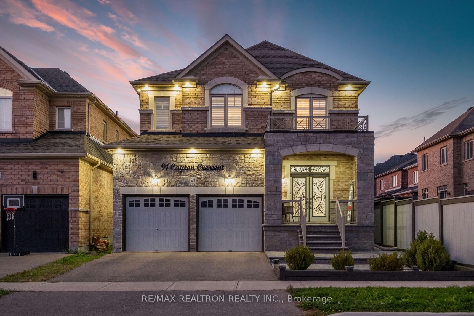 Property Photo: 91 Cayton Crescent ON L3Z 0V9