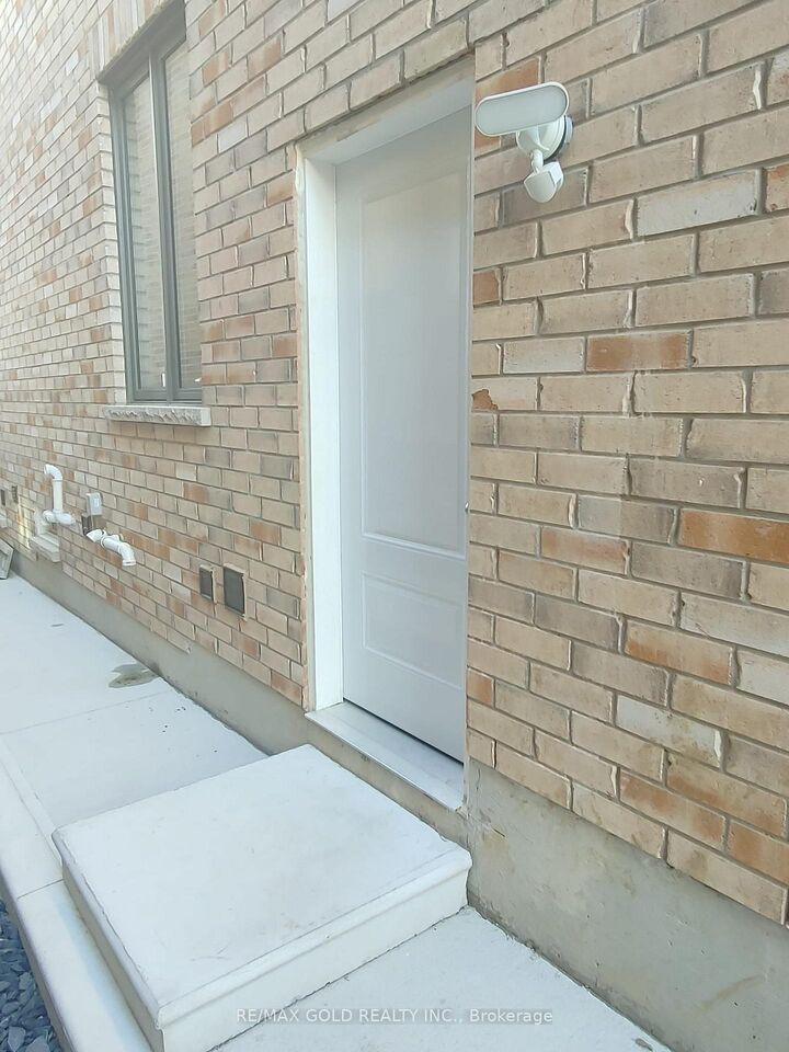 Property Photo:  108 Emerald Coast Trail  ON L7A 5A7 
