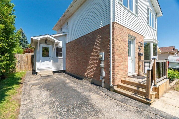 Property Photo: 248 Ardsley Crescent ON N6G 3W7
