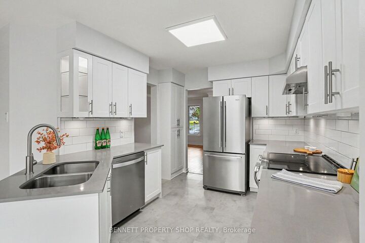 Property Photo:  190 Forestglade Crescent  ON K1G 6A7 