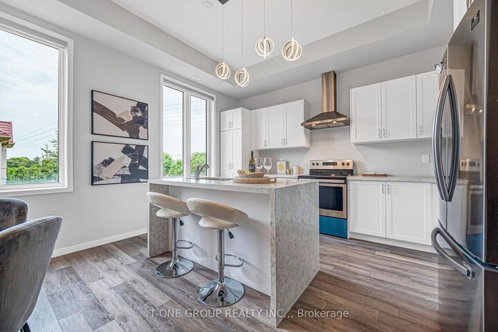 Property Photo: 5 Armillo Place ON L6E 0V4