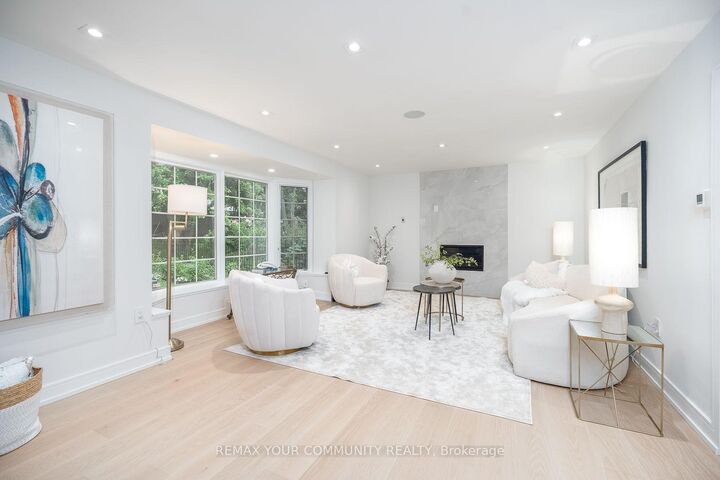 354 Bessborough Drive — photo 1