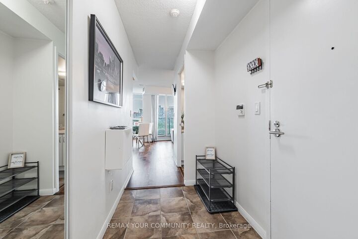 Property Photo:  209 Fort York Boulevard 962  ON M5V 4A1 