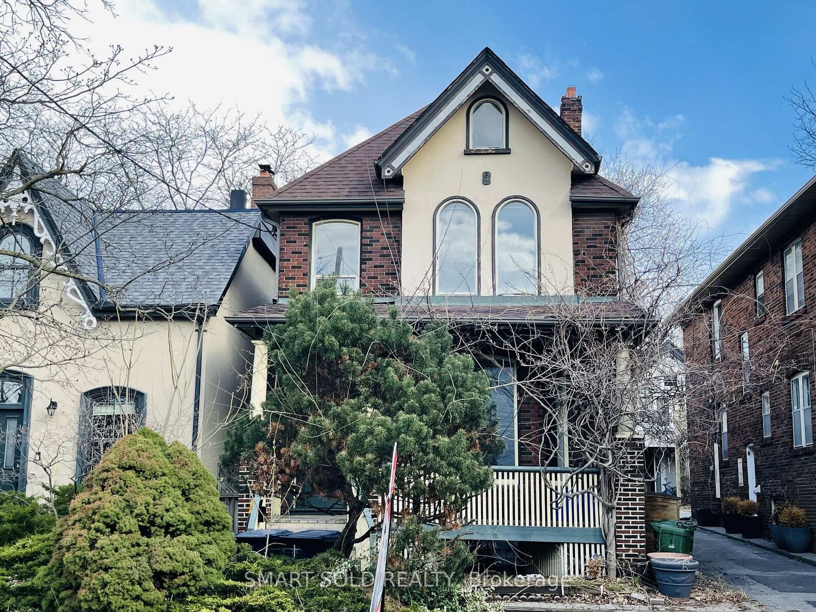 Property Photo:  42 Amelia Street  ON M4X 1E1 