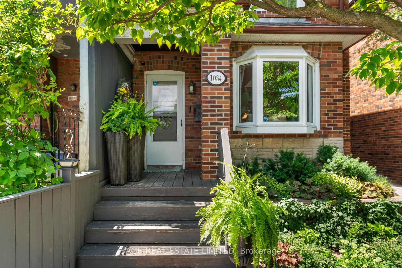 Property Photo:  1084 Pape Avenue  ON M4K 3W5 