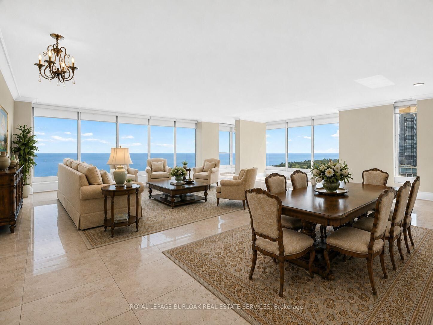 Property Photo: 2045 Lake Shore Boulevard W 2901 ON M8V 2Z6