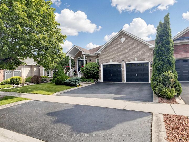 Property Photo: 19 Johnson Crescent ON L7G 6C9