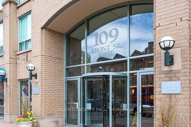 Property Photo:  109 Front Street E 622  ON M5A 4P7 