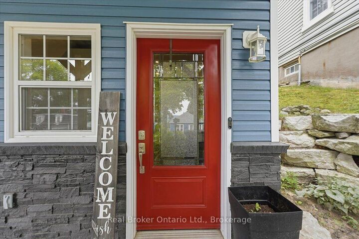 Property Photo: 1A Clarence Avenue ON L9M 1A9