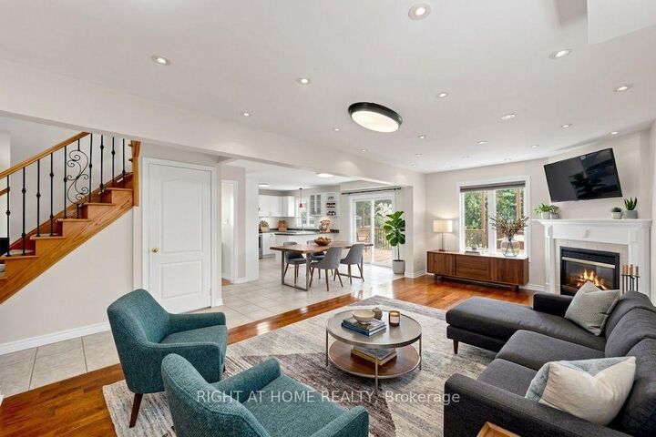 Property Photo: 127 Humberland Drive ON L4E 3Y7