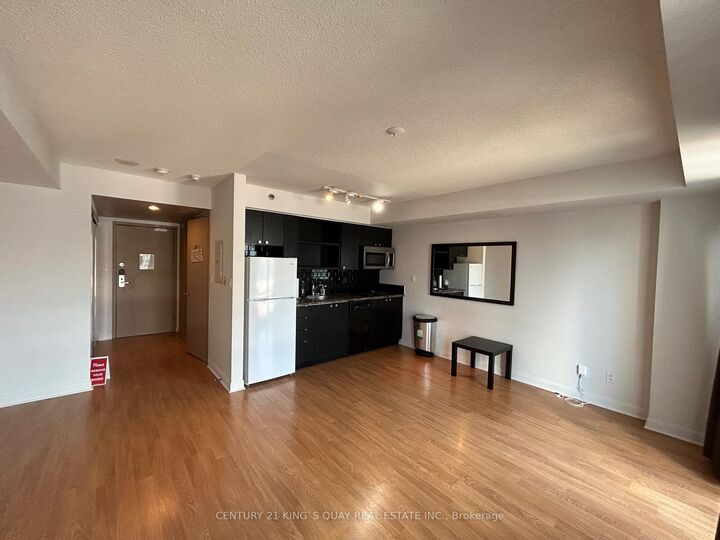 Property Photo:  200 Victoria Street 1002  ON M5B 1C8 
