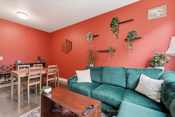 Property Photo:  3 Market Street 421  ON M5E 0A3 