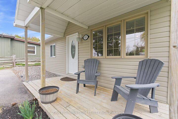 Property Photo: 513 View Lake Road ON L0B 1K0